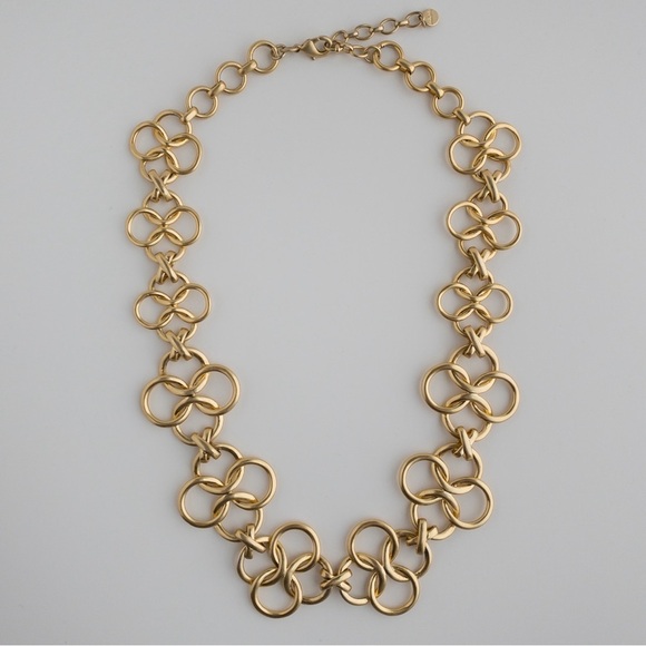 Stella & Dot Crosby Links Necklace Brushed Matte Gold Tone Floral Shape Pendant - Picture 5 of 11